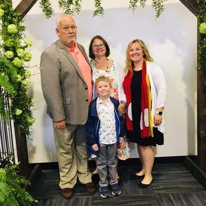 Meet your Posher, Andrea